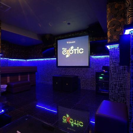 The L Hotel Entertainment Batam Exterior foto