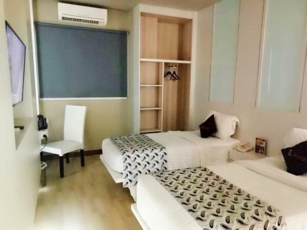 The L Hotel Entertainment Batam Exterior foto